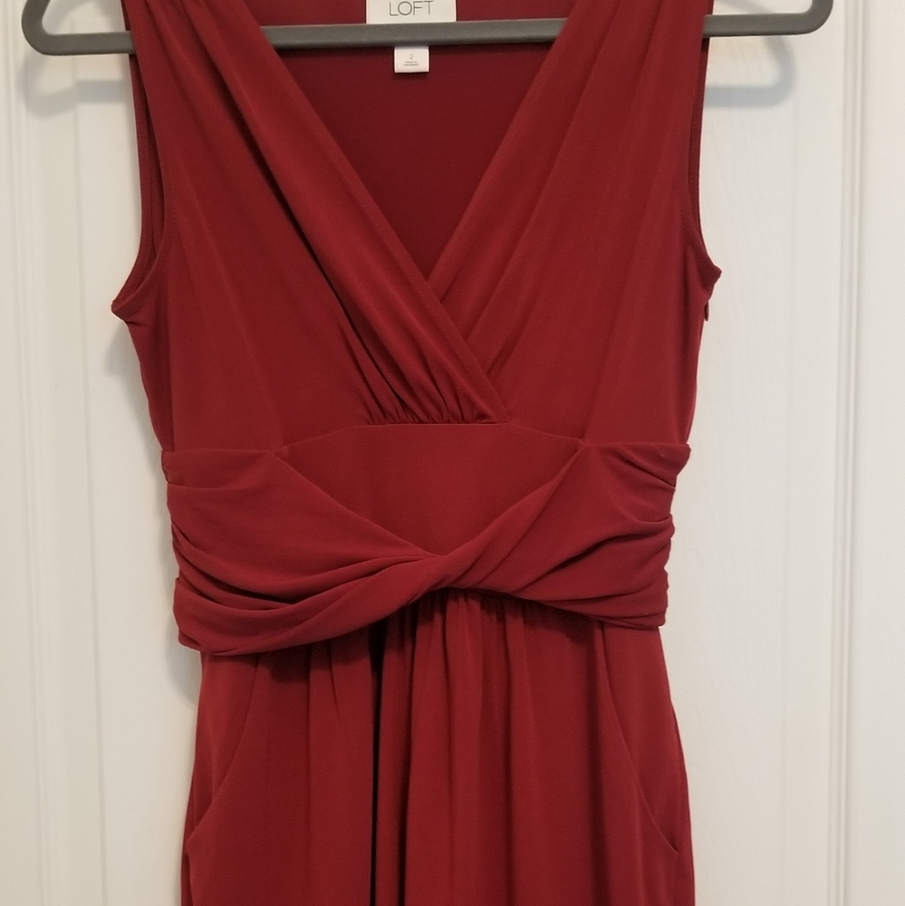 Ann Taylor LOFT Red Sleeveless Dress